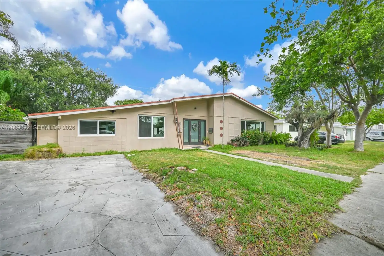 9359 Dominican Dr, Cutler Bay FL 33189 photo 2