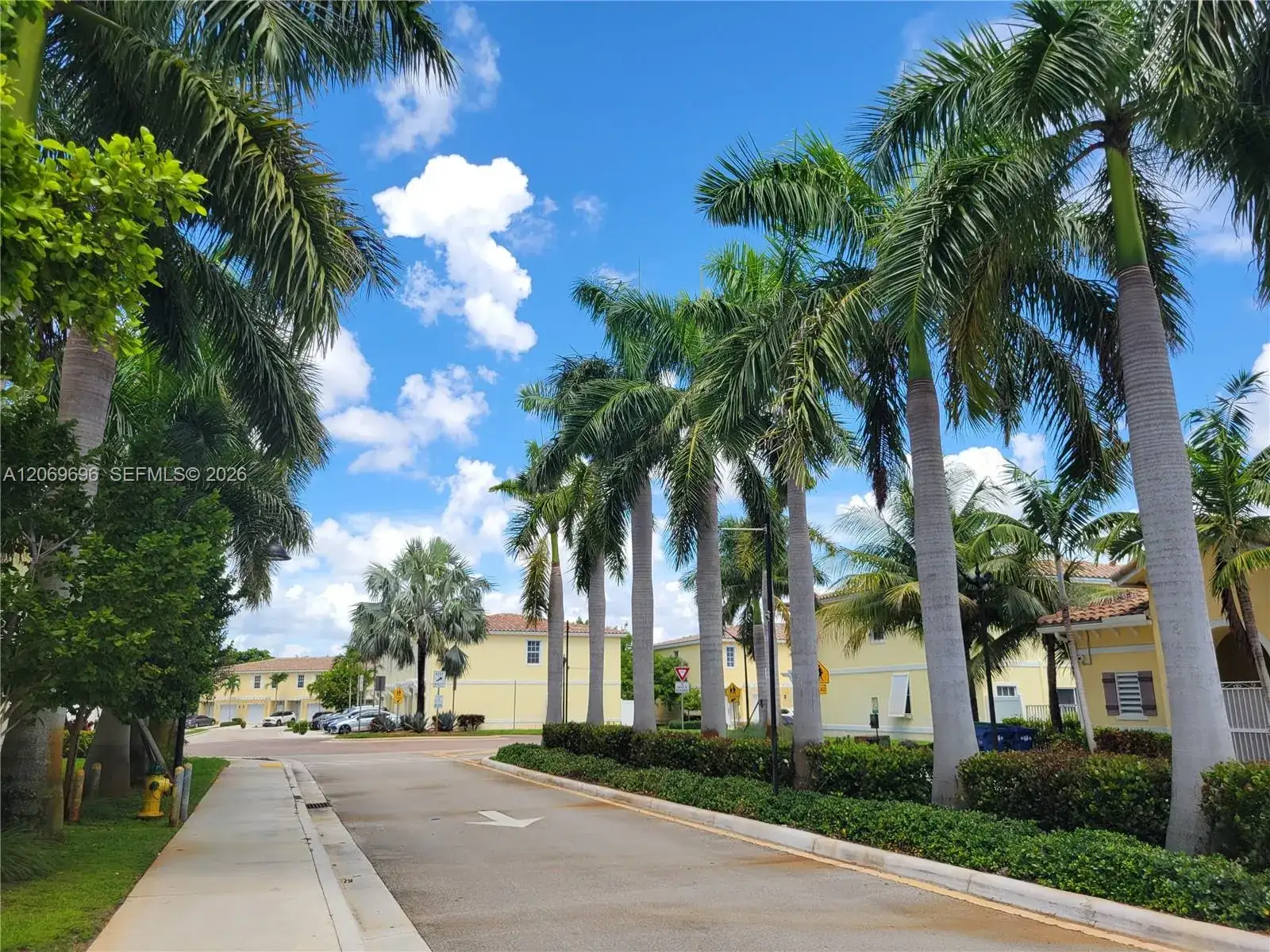 1107 NW 40th Ter # 1107, Lauderhill FL 33313 photo 3