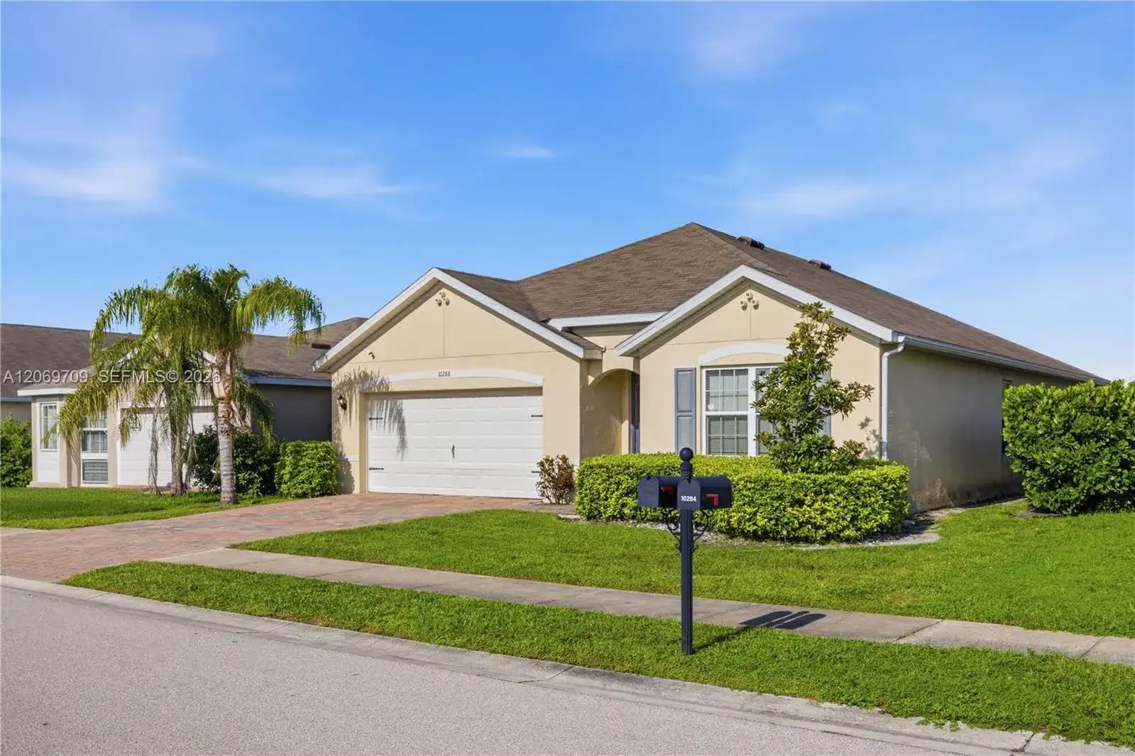 10288 silver pond LN, Lehigh Acres FL 33936 photo 2