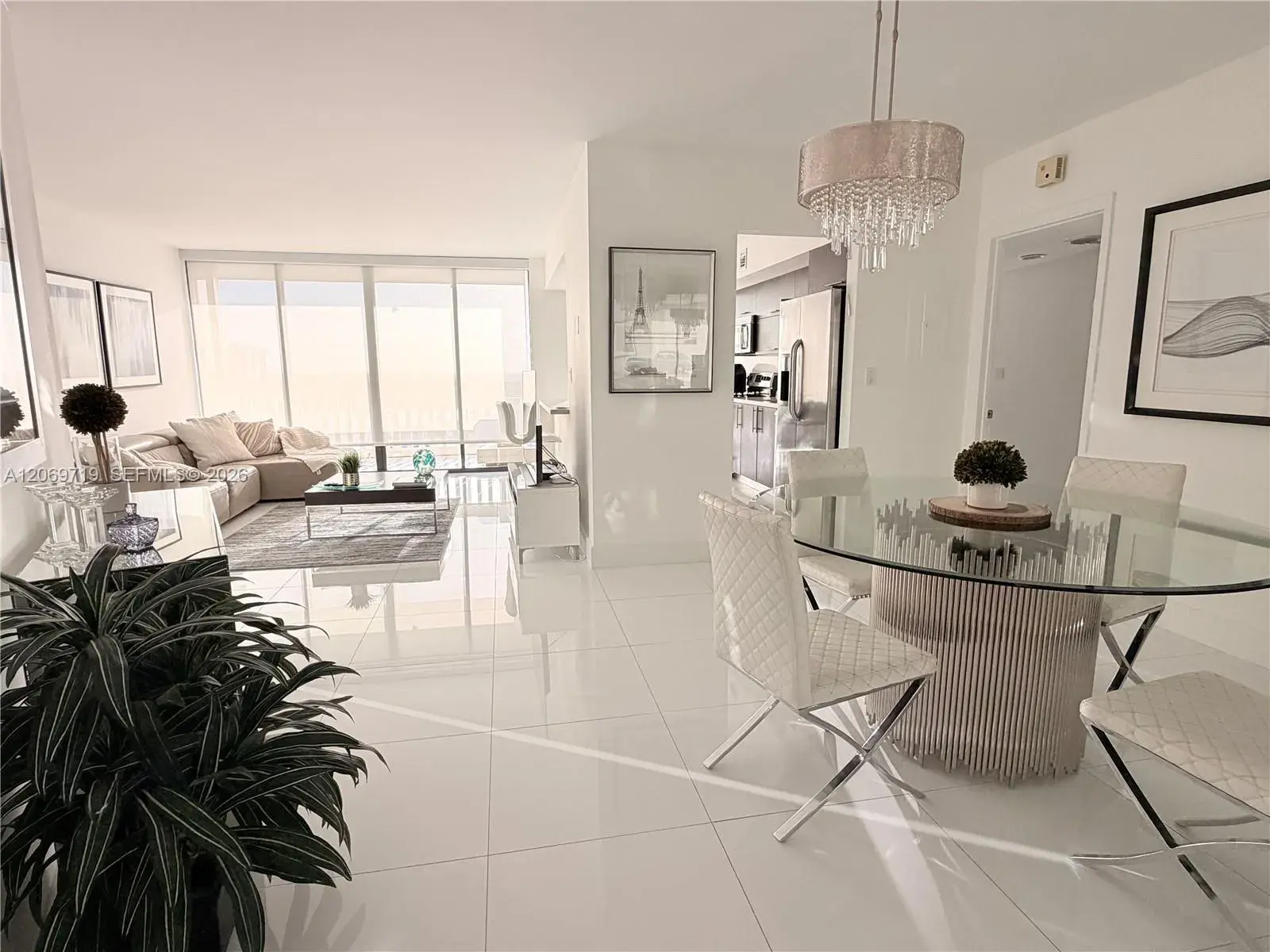 1000 W Island Blvd # 1911, Aventura FL 33160