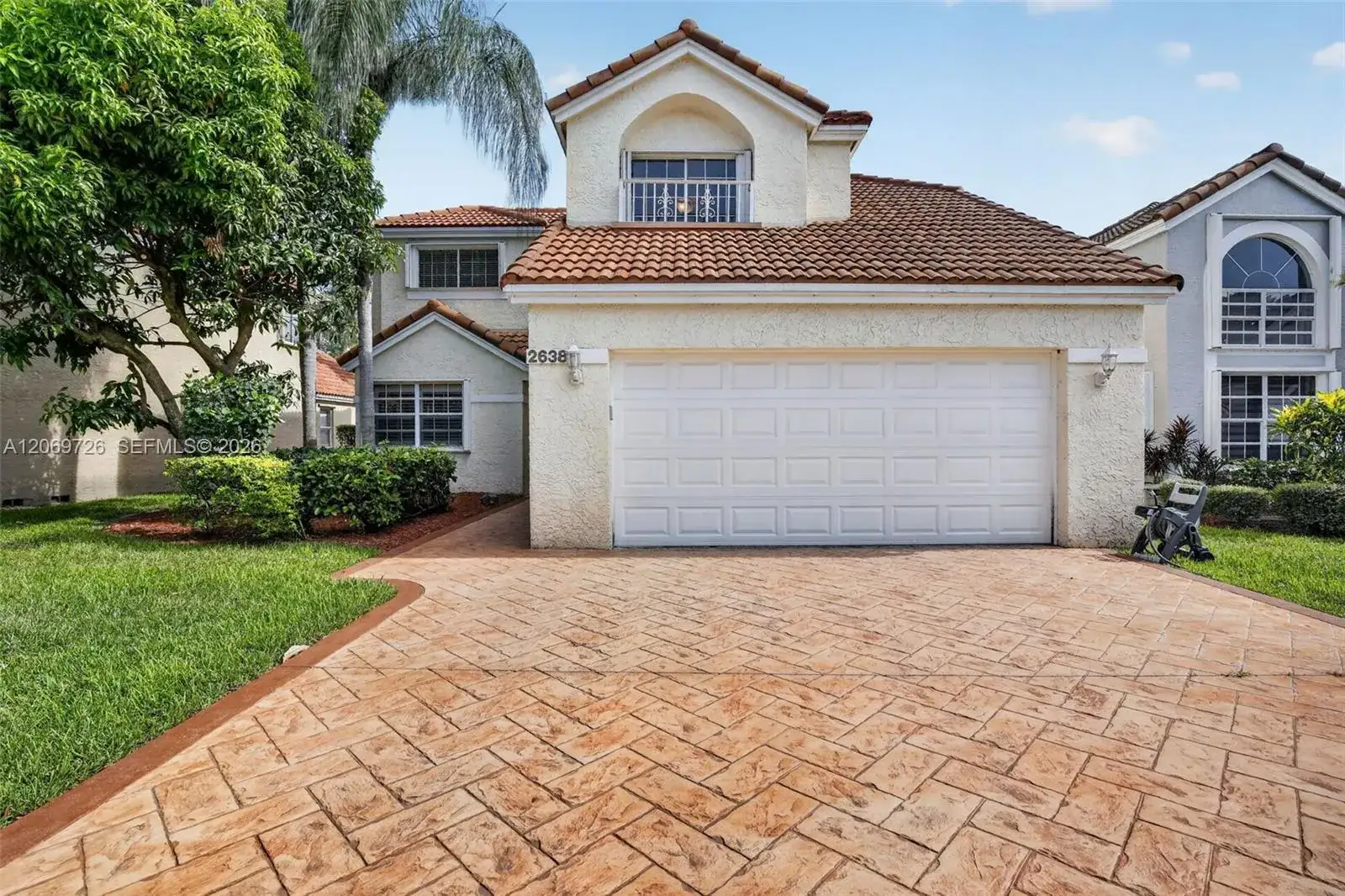 2638 Oak Park Cir, Davie FL 33328 photo 2