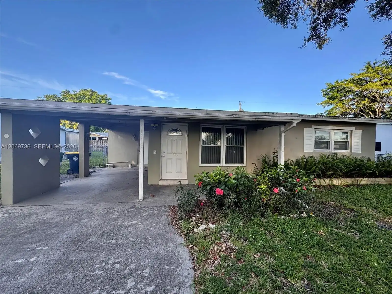 4720 SW 25th Ter, Dania Beach FL 33312
