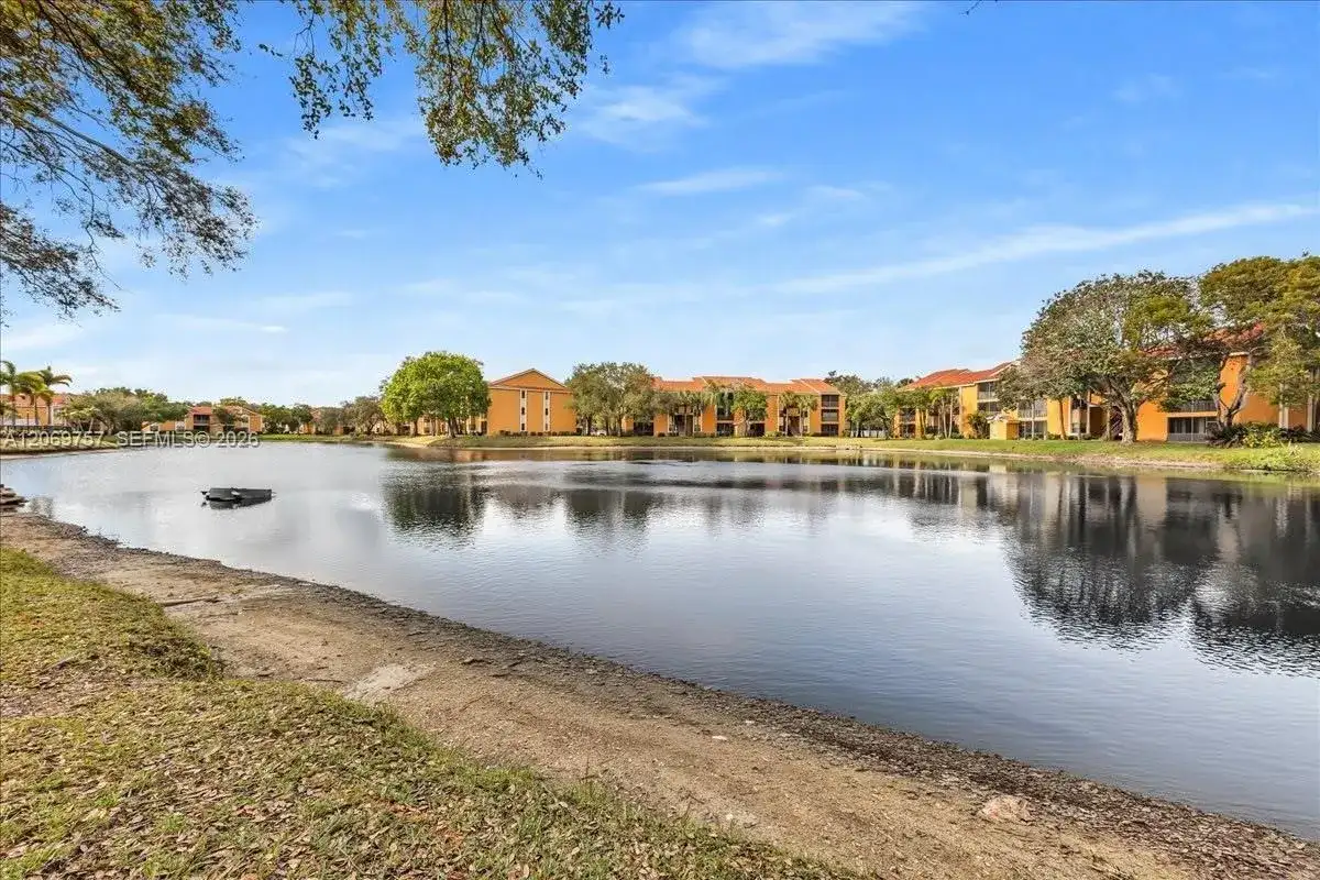 3814 Coral Tree Cir # 3814, Coconut Creek FL 33073 photo 4