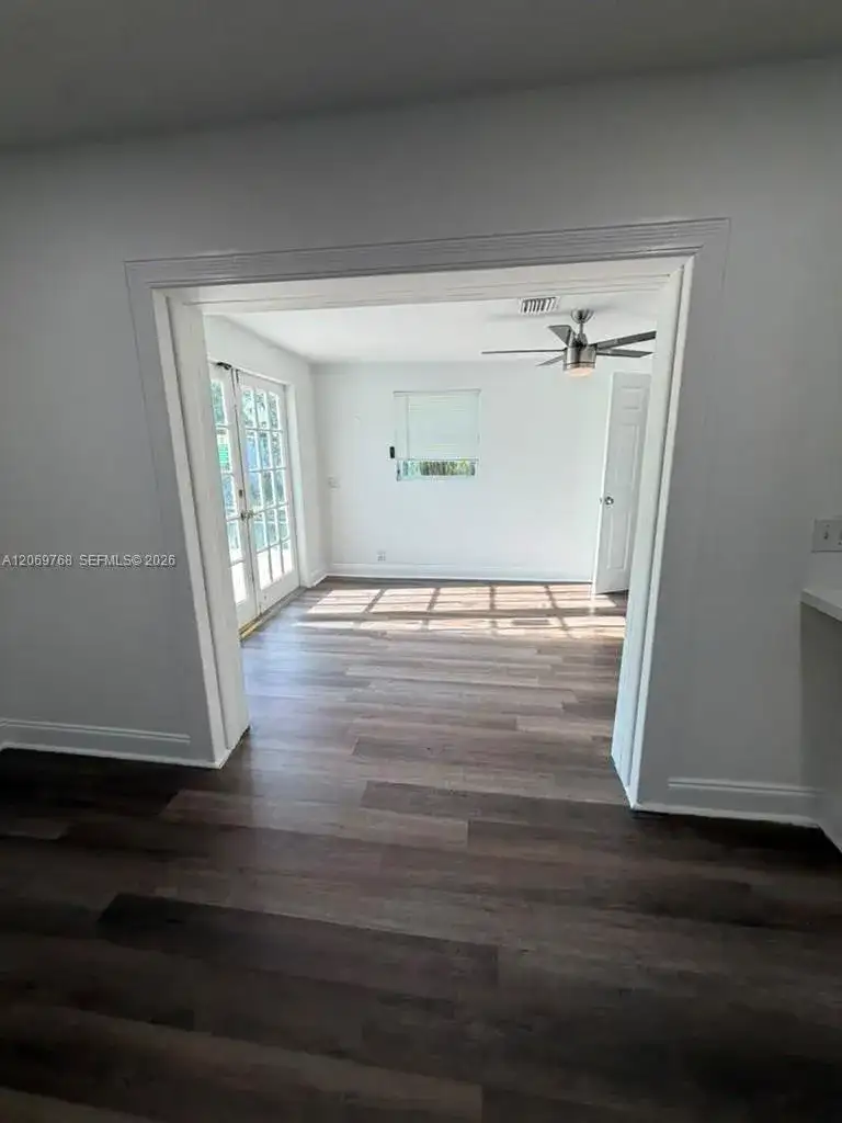 3160 NE 63rd St, Fort Lauderdale FL 33309 photo 2