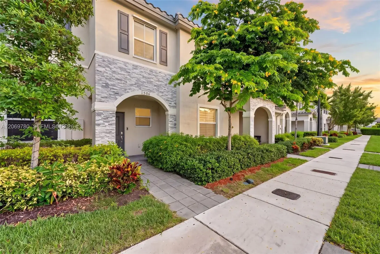 1586 SE 27th Ter # 1586, Homestead FL 33035 photo 2