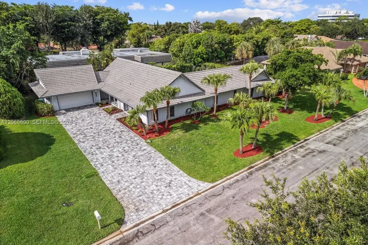 9220 NW 15th St, Coral Springs FL 33071