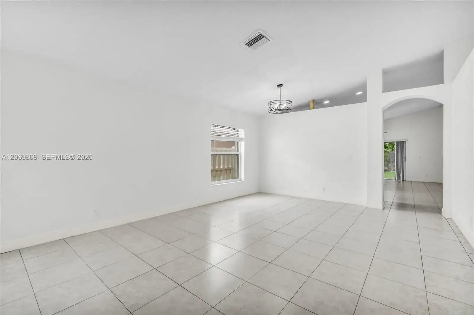 2230 NW 145th Ave, Pembroke Pines FL 33028 photo 2