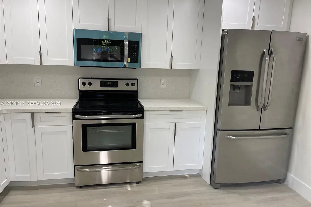 1708 Taft ST # 3, Hollywood FL 33020