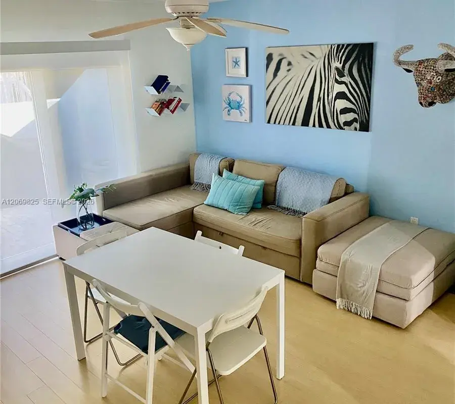 798 Crandon Blvd # B, Key Biscayne FL 33149