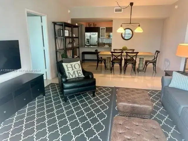 950 Brickell Bay Dr # 2104, Miami FL 33131 photo 4