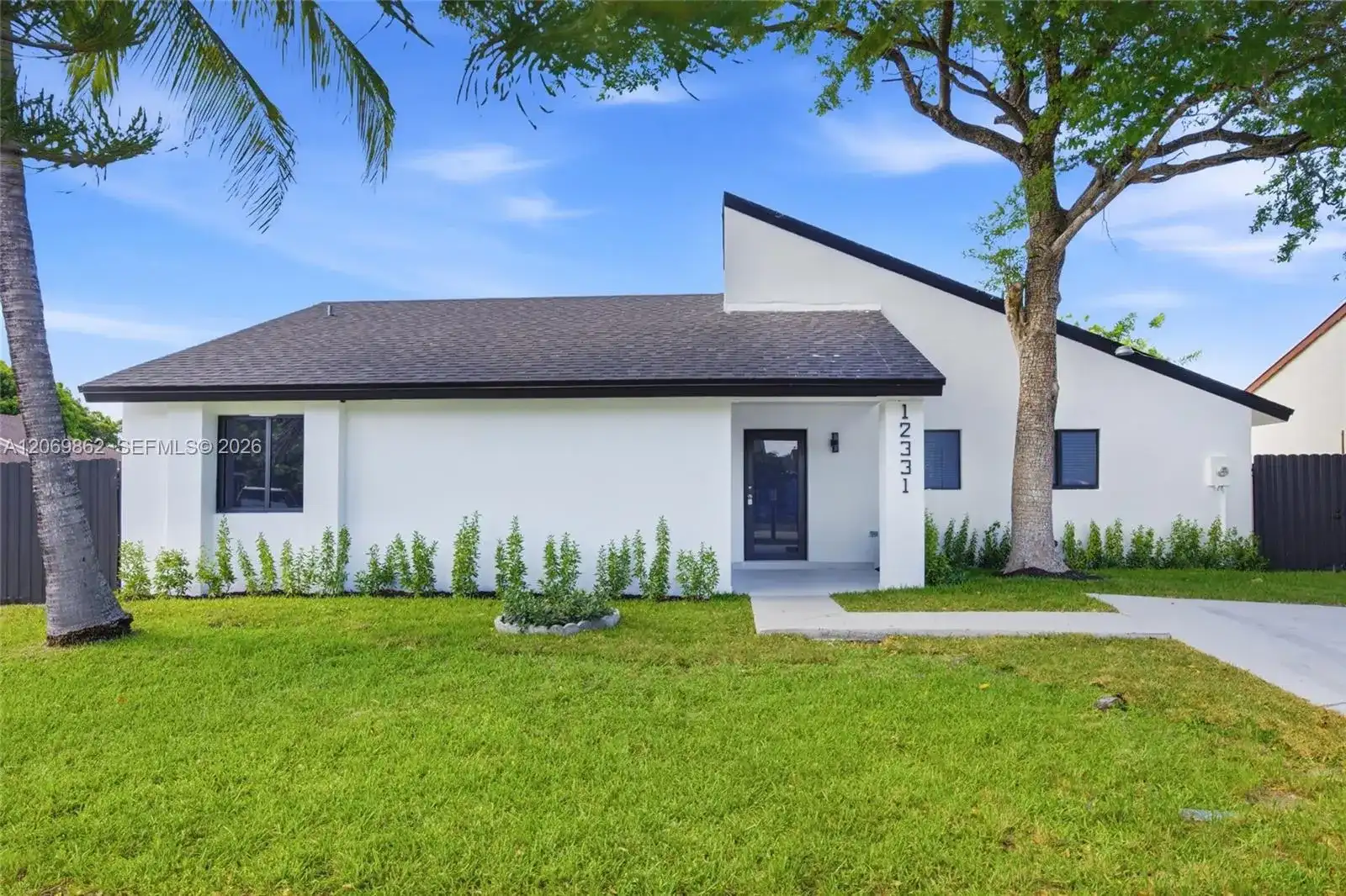 12331 SW 203rd Ter, Miami FL 33177