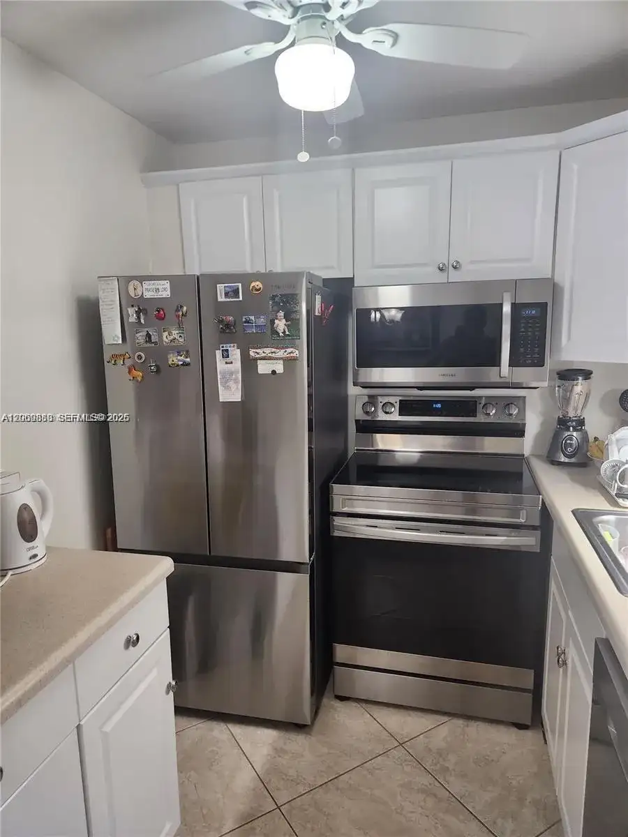 2114 E Cambridge E # 2114, Deerfield Beach FL 33442 photo 4