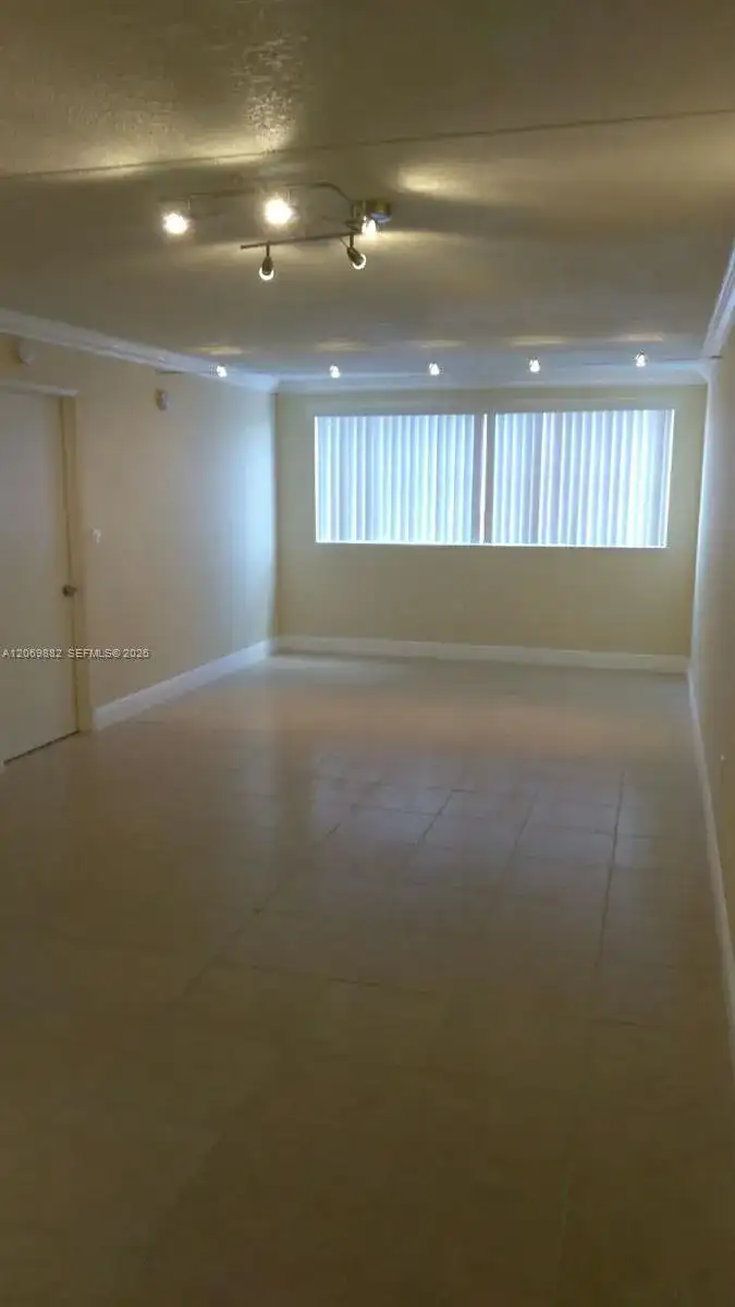 6195 NW 186th St # 417, Hialeah FL 33015 photo 5