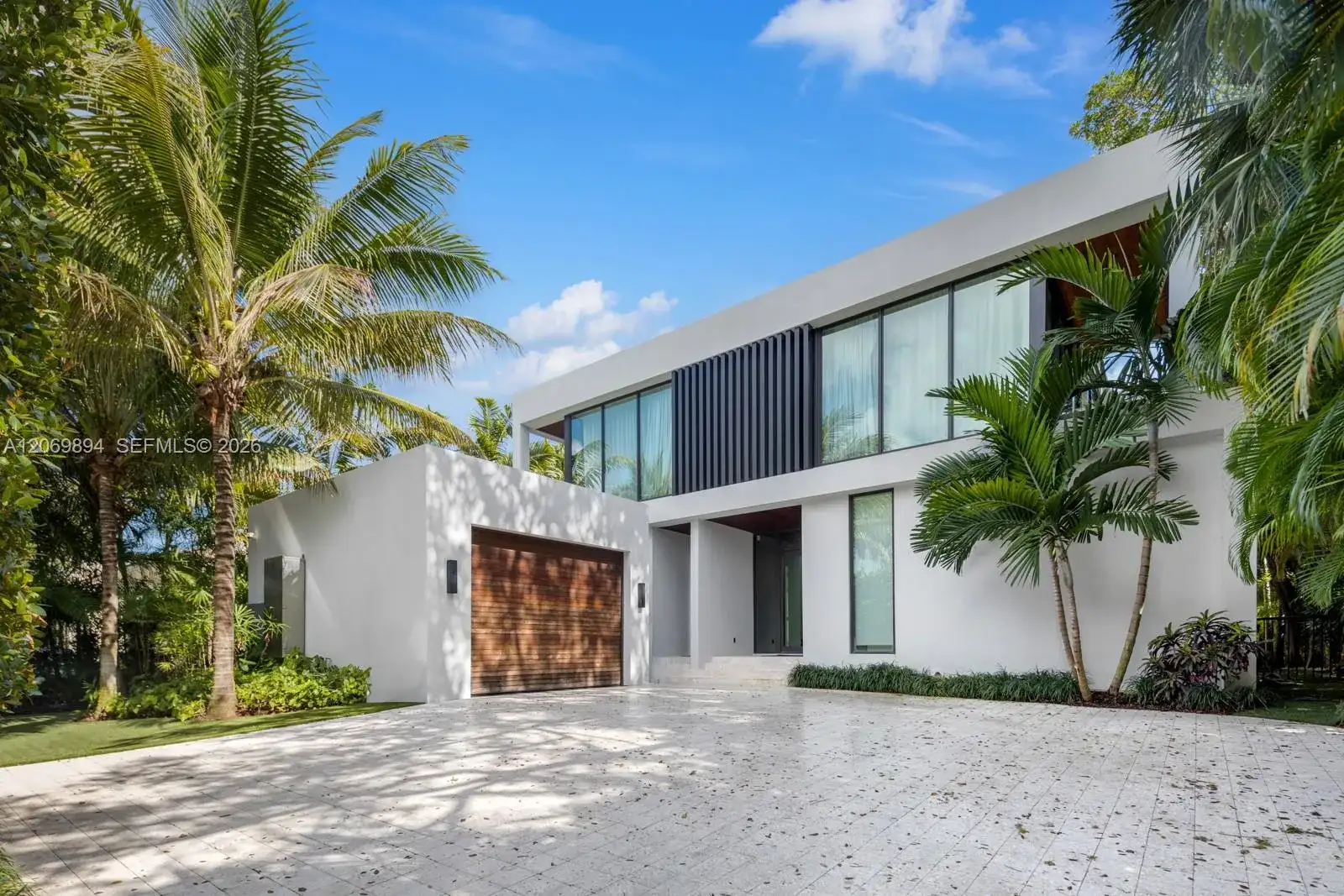 6015 N Bay Rd, Miami Beach FL 33140 photo 3