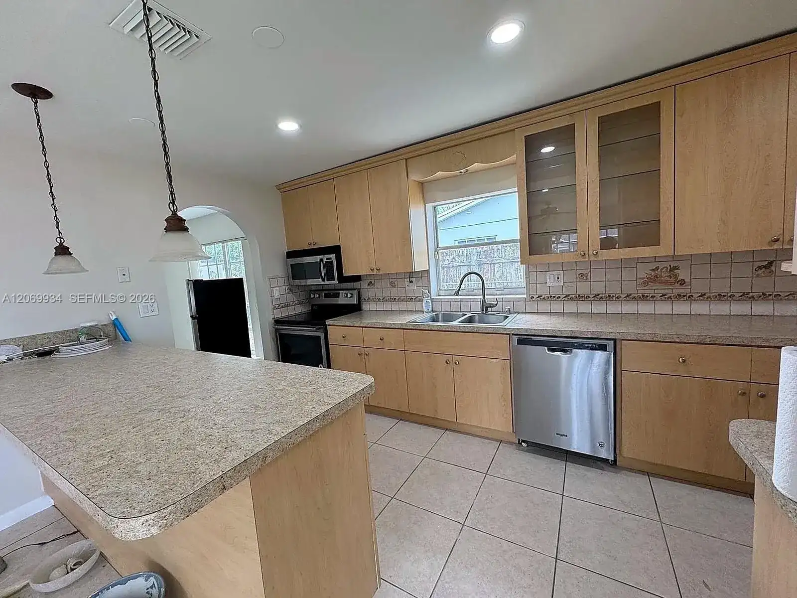 3232 Village Green Dr, Miami FL 33175 photo 5
