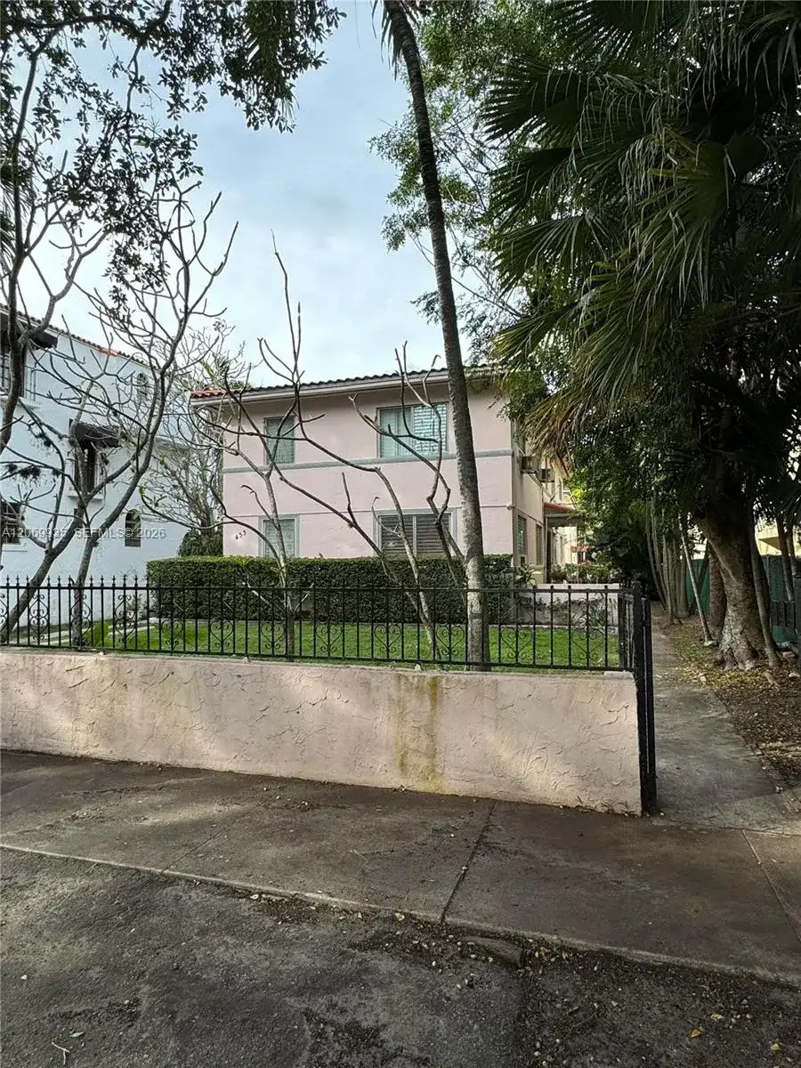 433 Santander Ave # 1, Coral Gables FL 33134 photo 5