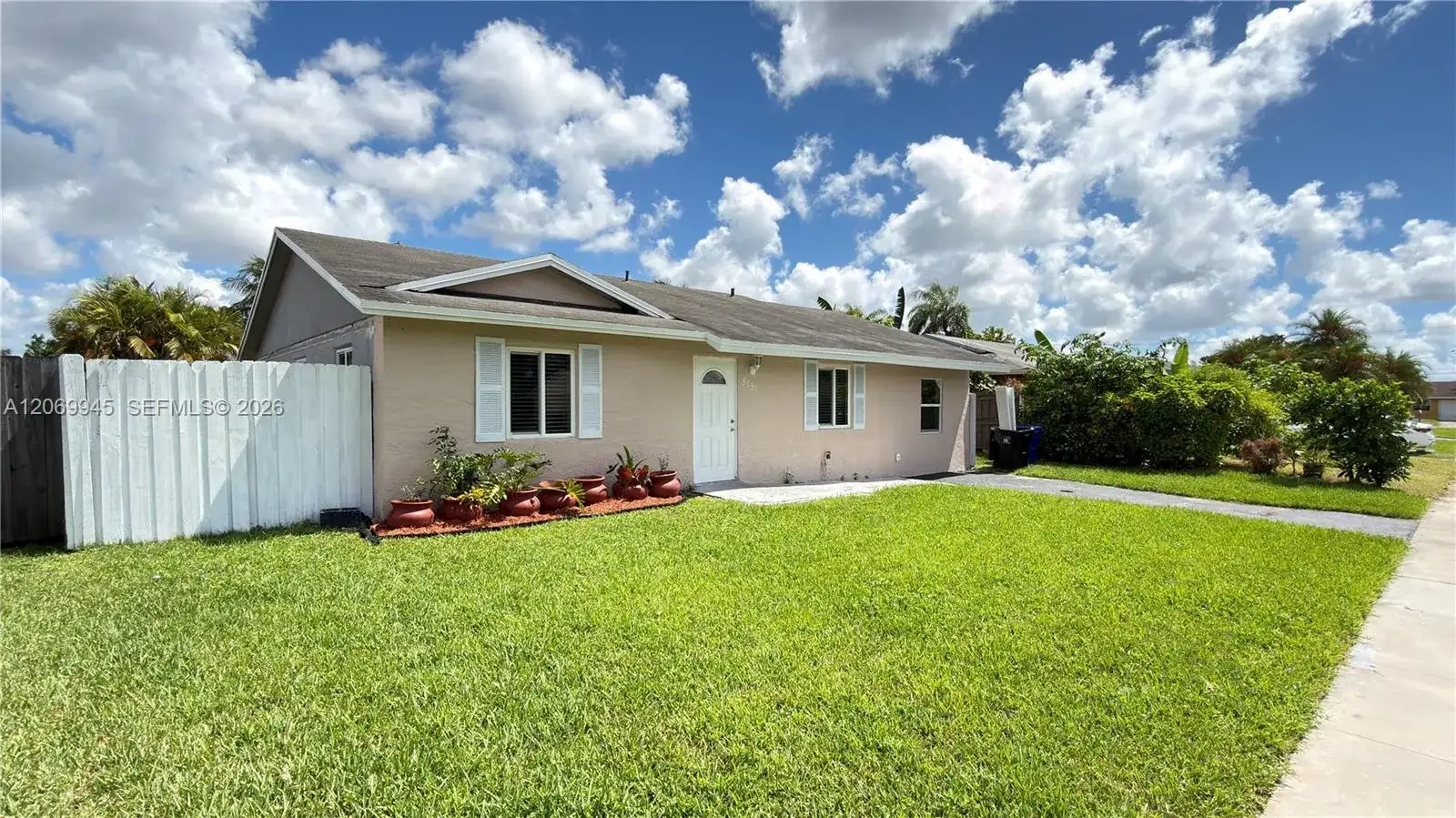 8151 SW 7th St, North Lauderdale FL 33068 photo 2