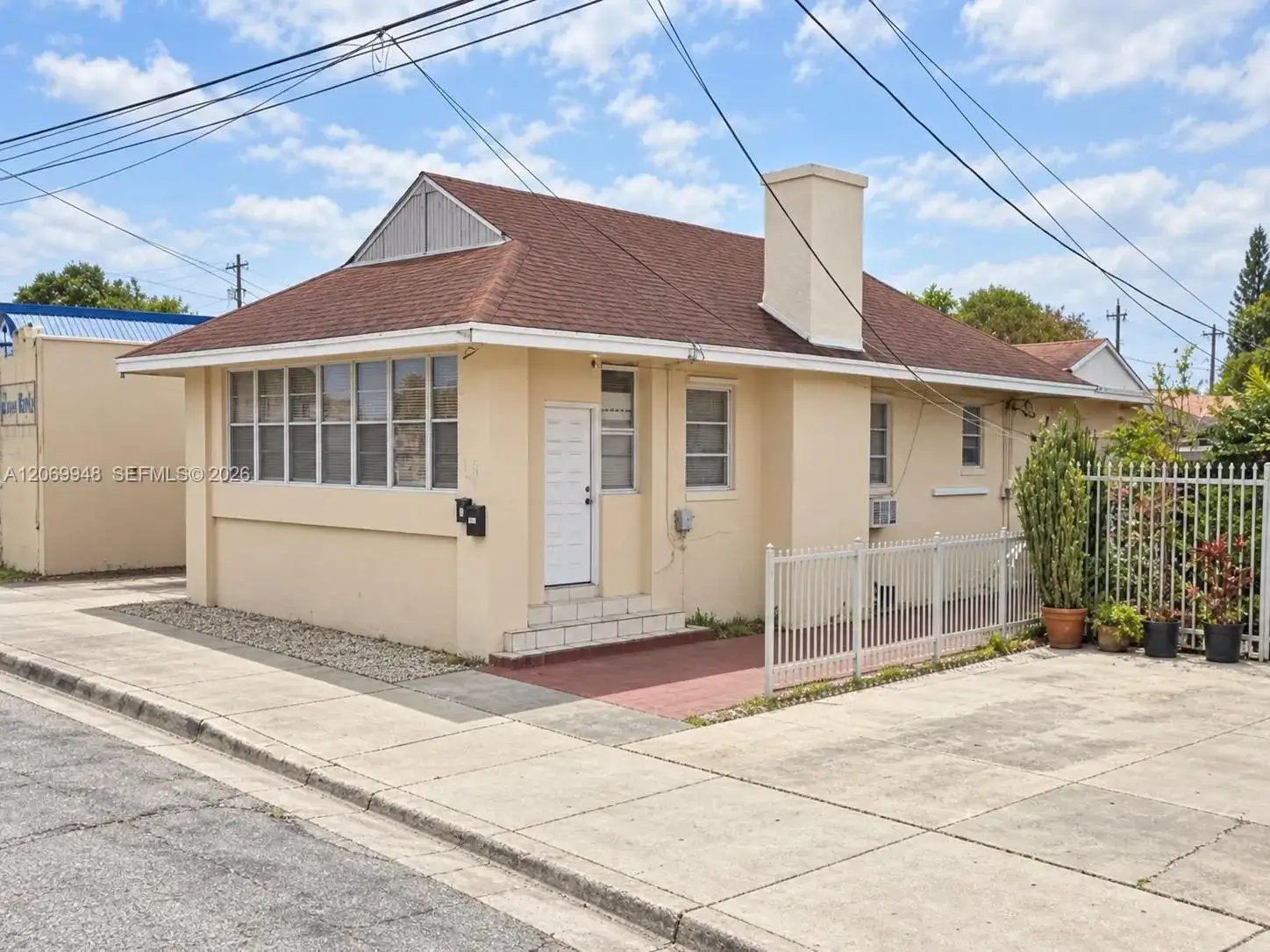 1536 SW 22nd Ave, Miami FL 33145 photo 2