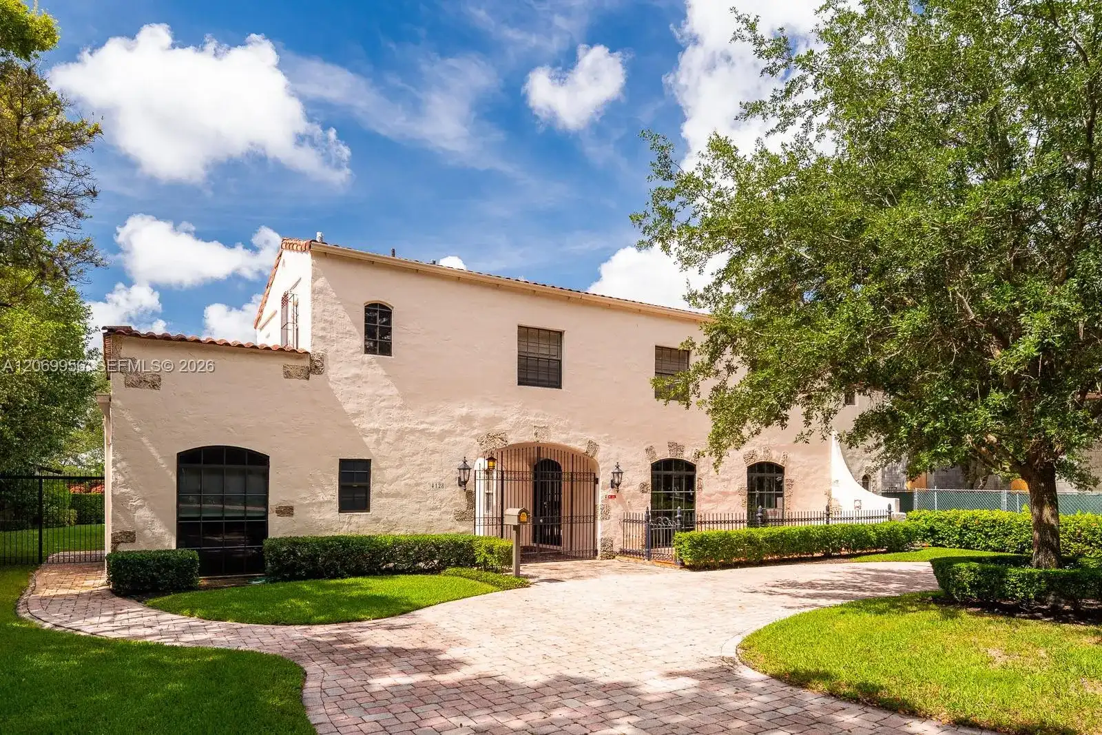 4128 Pinta Ct, Coral Gables FL 33146