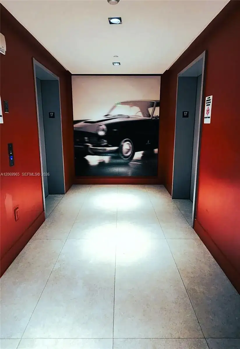 1100 S Miami Ave # 1708, Miami FL 33130 photo 4