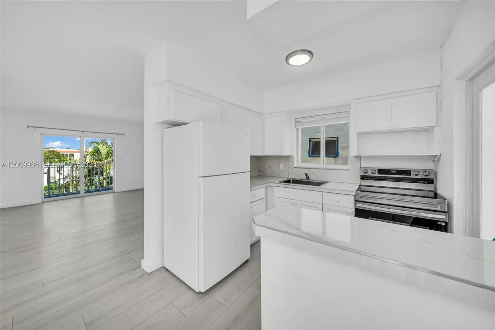 1420 Pennsylvania Ave # 310, Miami Beach FL 33139