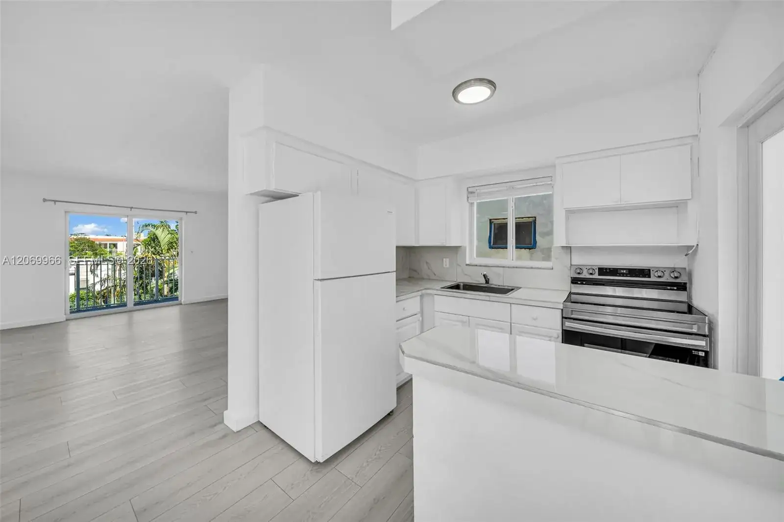 1420 Pennsylvania Ave # 310, Miami Beach FL 33139