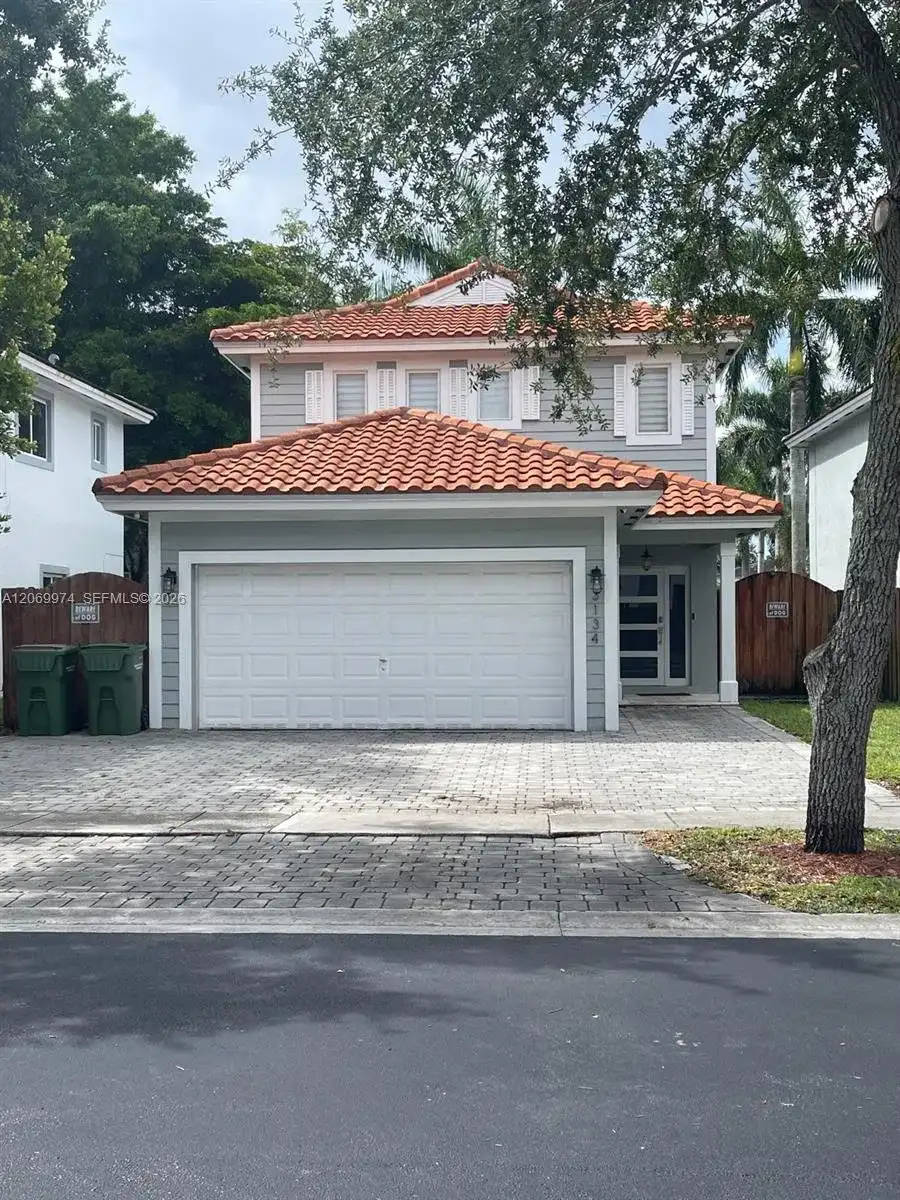 3134 NE 3rd Dr, Homestead FL 33033