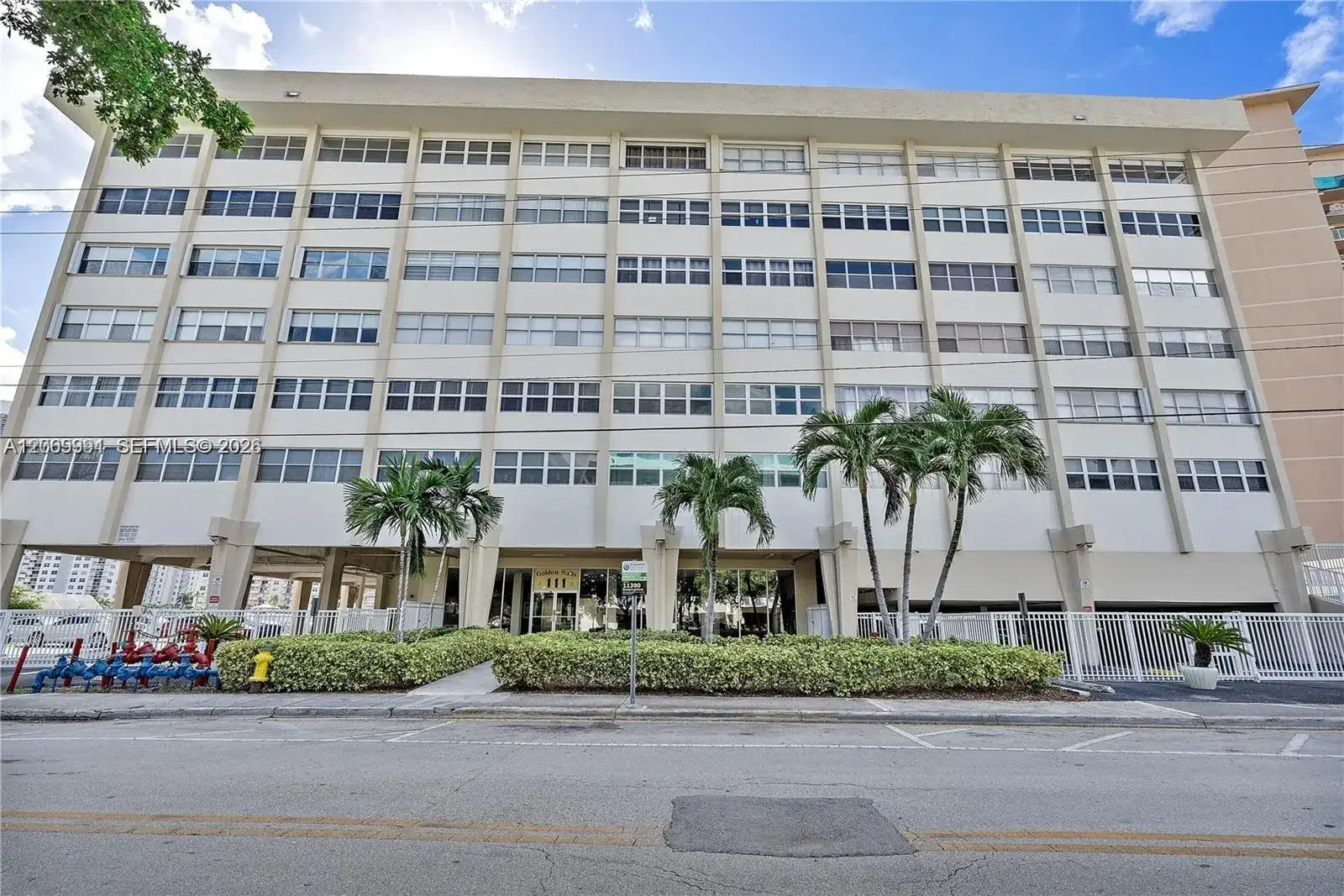 111 Golden Isles Dr # F2, Hallandale Beach FL 33009 photo 2