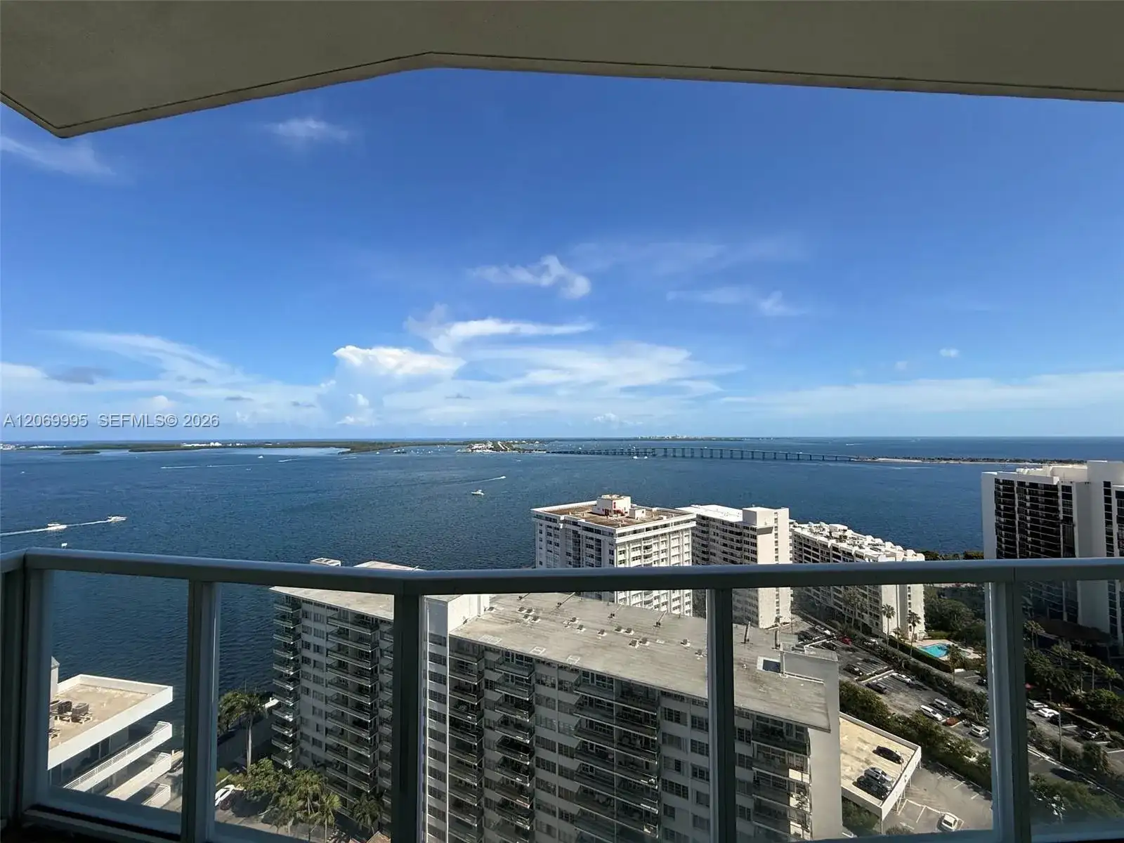 218 SE 14th St, Miami FL 33131 photo 4