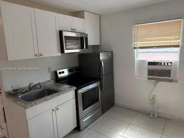 1750 Madison St # 2, Hollywood FL 33020 photo 2