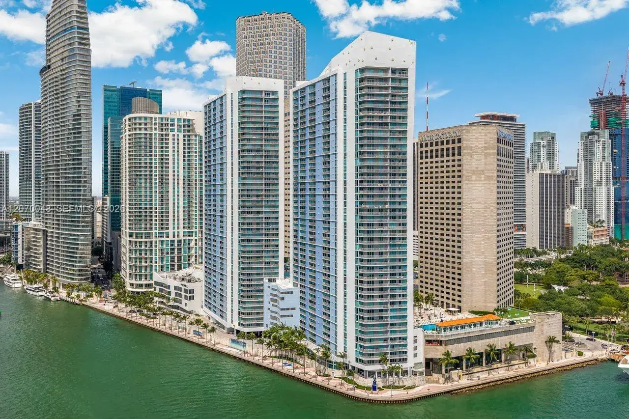 335 S Biscayne Blvd # 2609, Miami FL 33131
