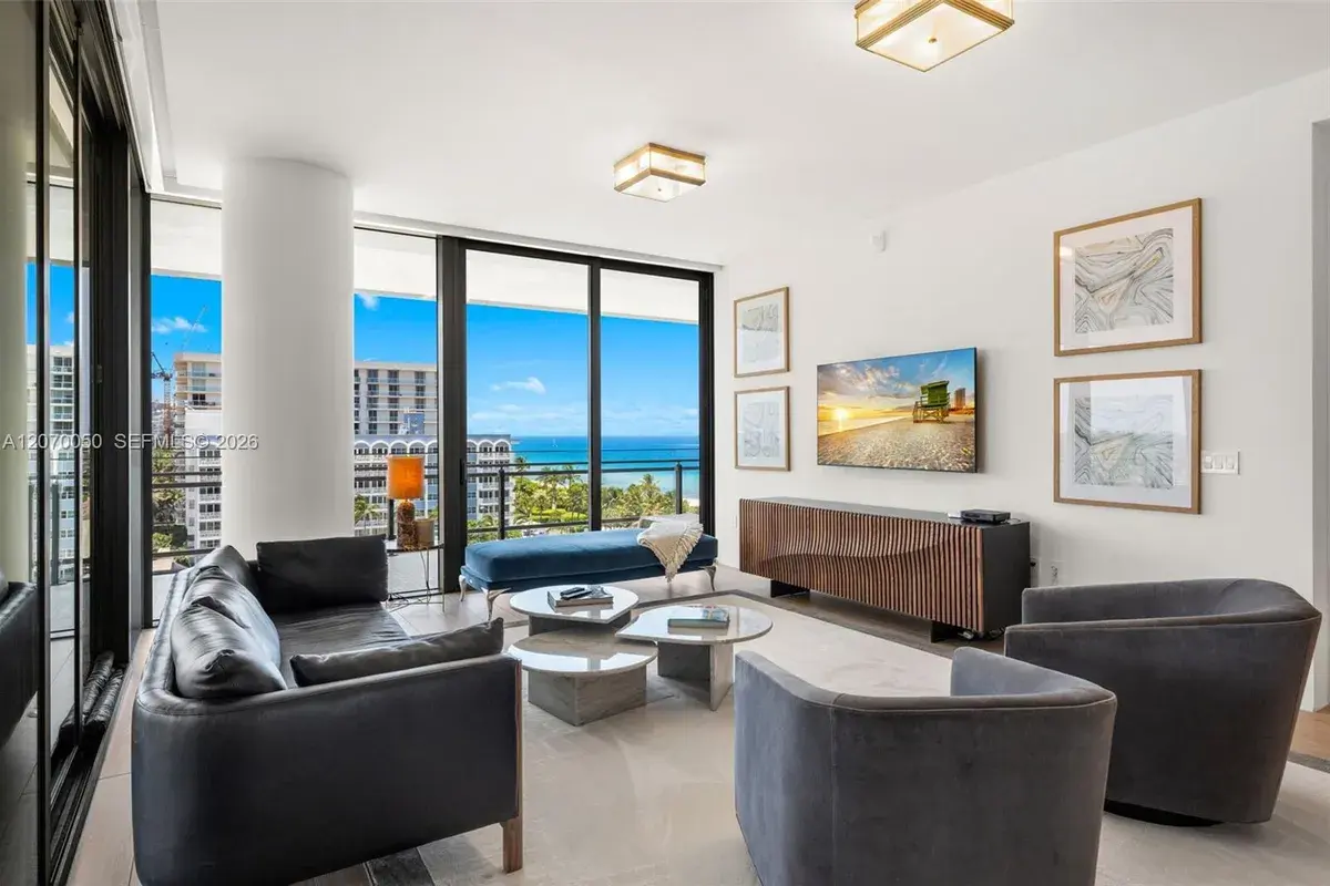 8701 Collins Ave # 705, Miami Beach FL 33154