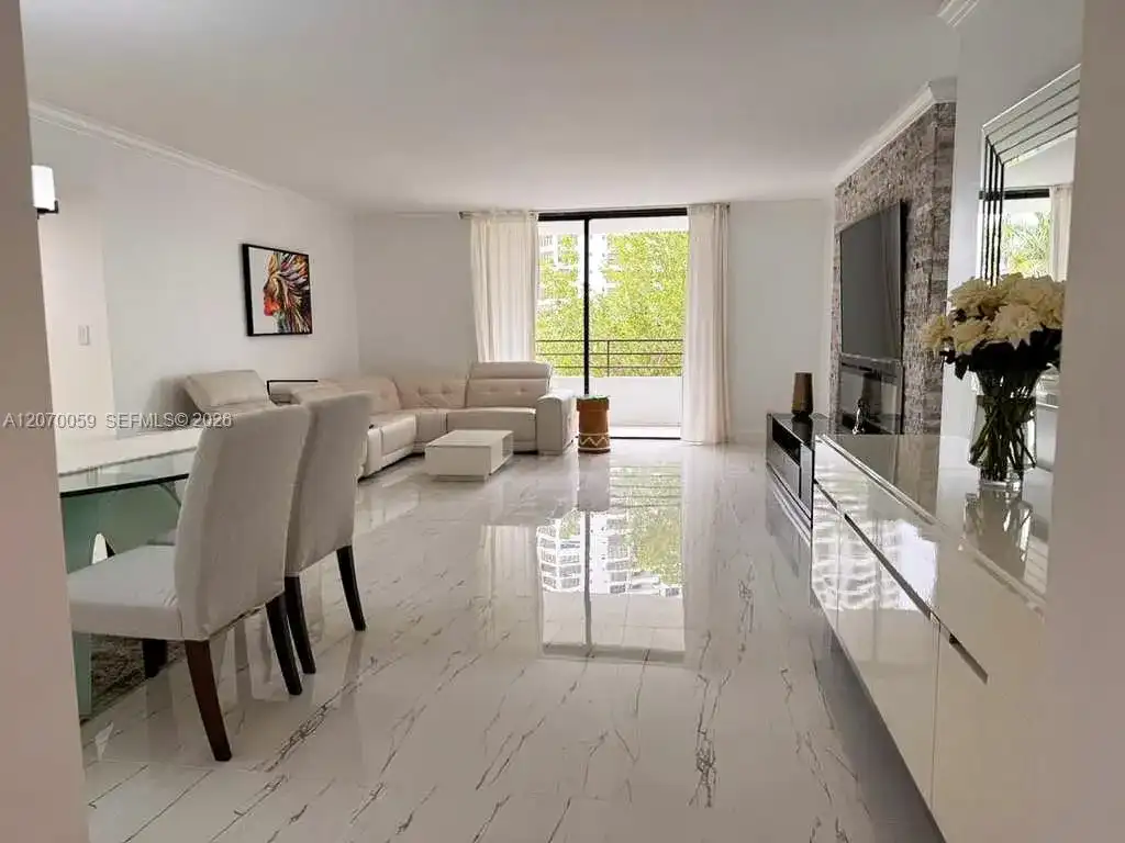 500 Three Islands Blvd # 106, Hallandale Beach FL 33009