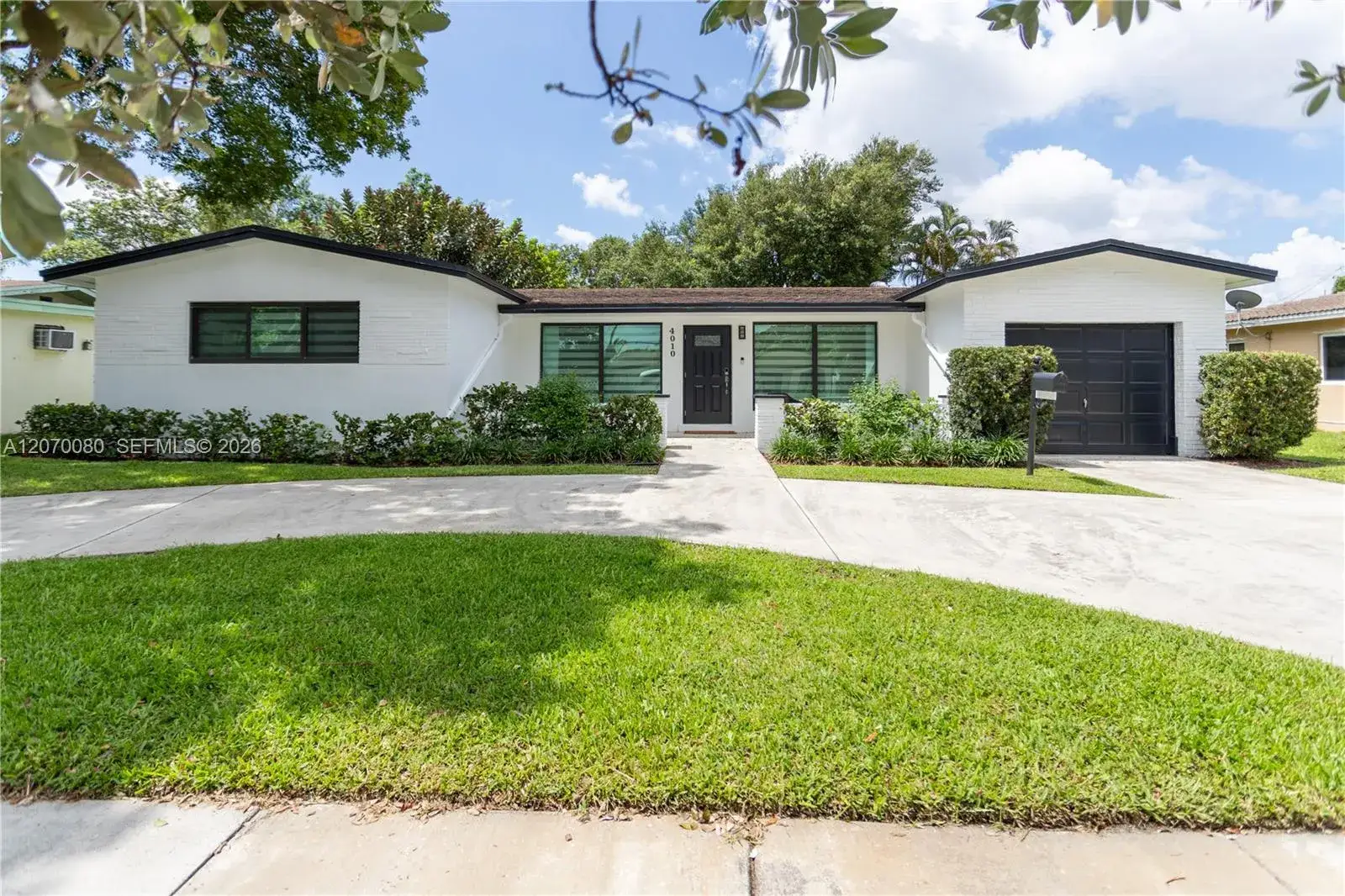 4010 Johnson St, Hollywood FL 33021