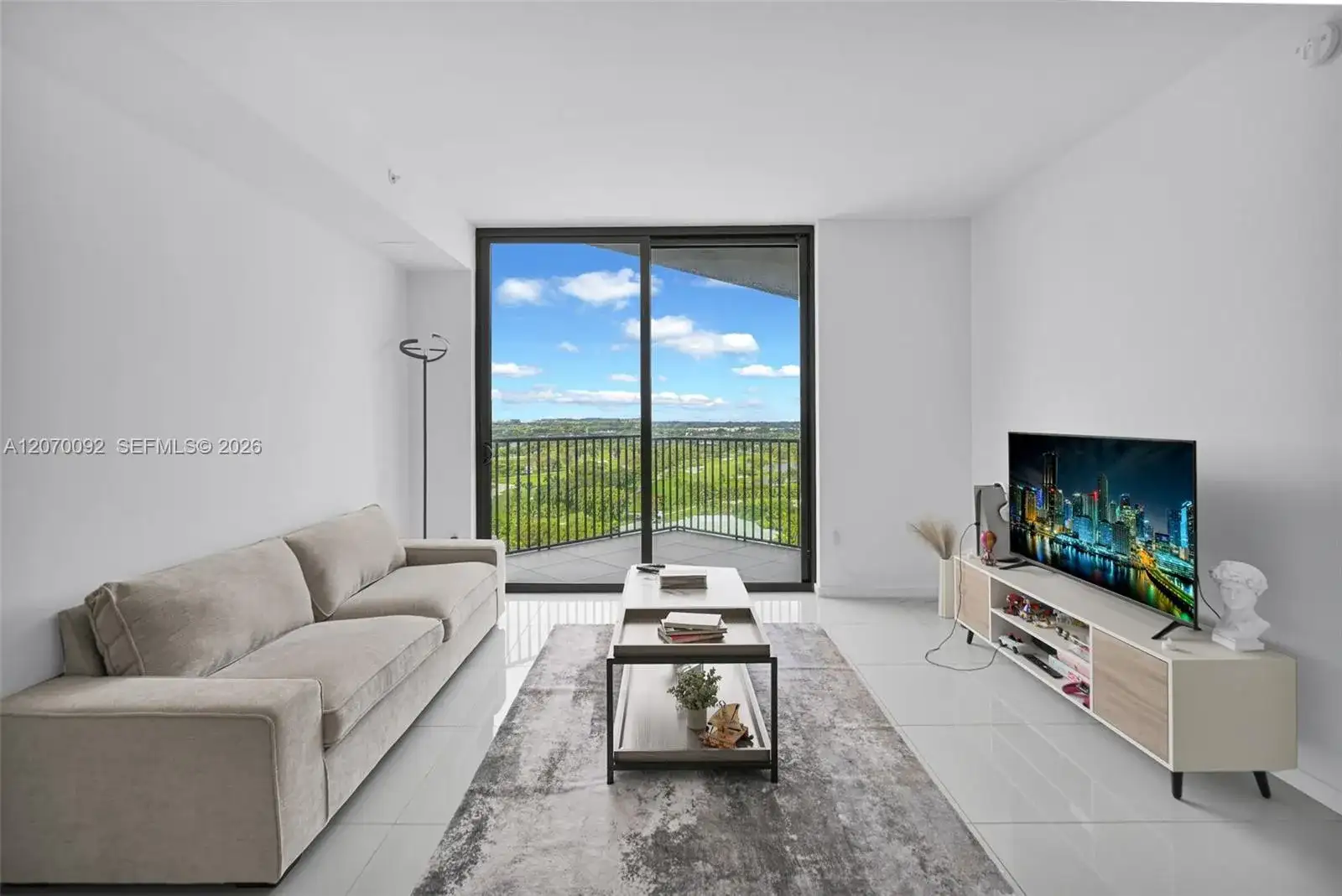 5300 Paseo Blvd # 1410, Doral FL 33166 photo 2