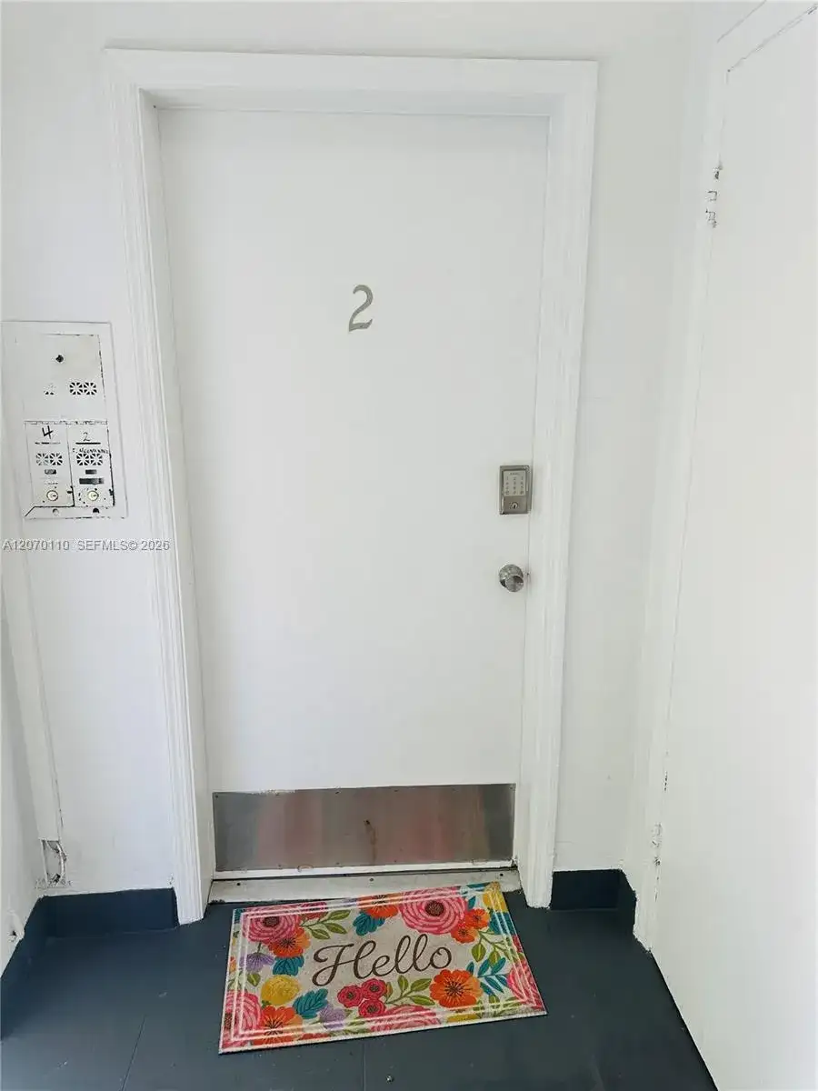 315 86th St # 2, Miami Beach FL 33141 photo 3