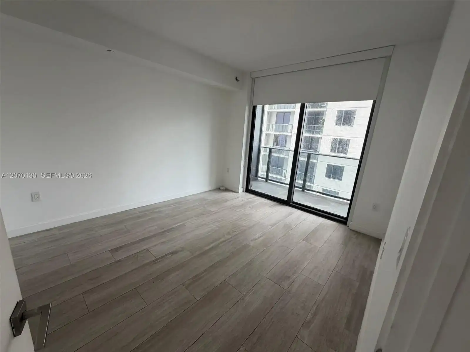 55 SW 9th St # 2410, Miami FL 33130 photo 4