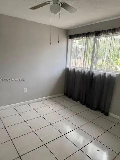 927 NW 7th Ct # 3, Miami FL 33136 photo 5