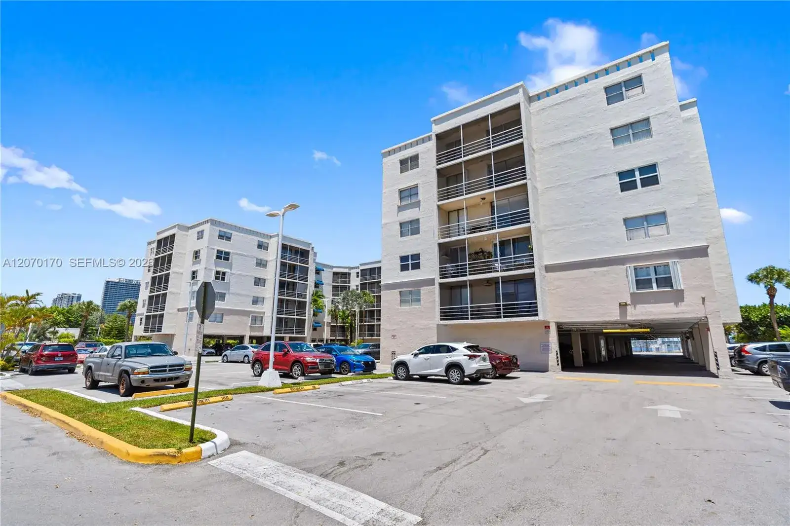 2821 N Miami Beach Blvd # 4F, North Miami Beach FL 33160 photo 5