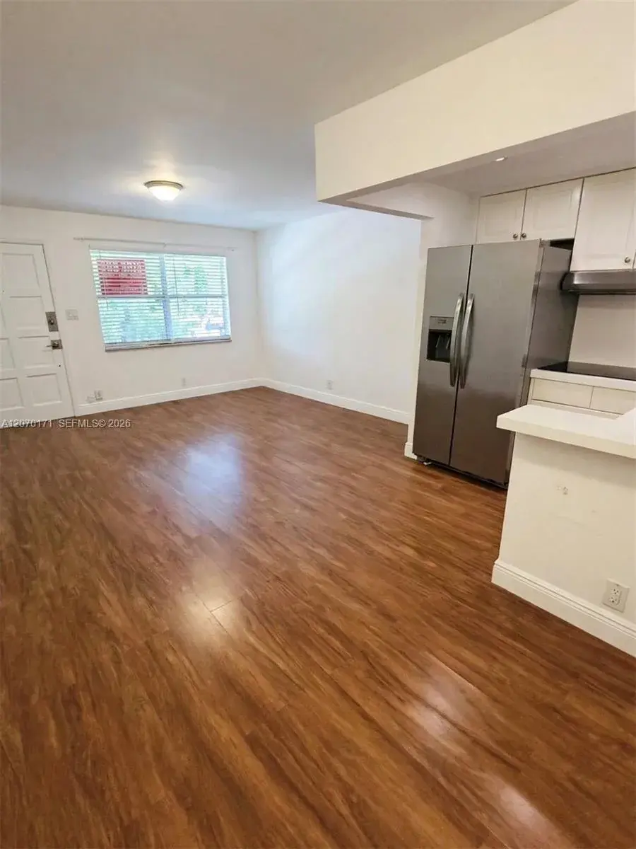 1231 SE 1st St # 9, Fort Lauderdale FL 33301
