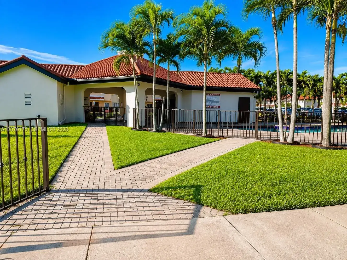 550 NW 82nd Ct # 383, Miami FL 33126 photo 2
