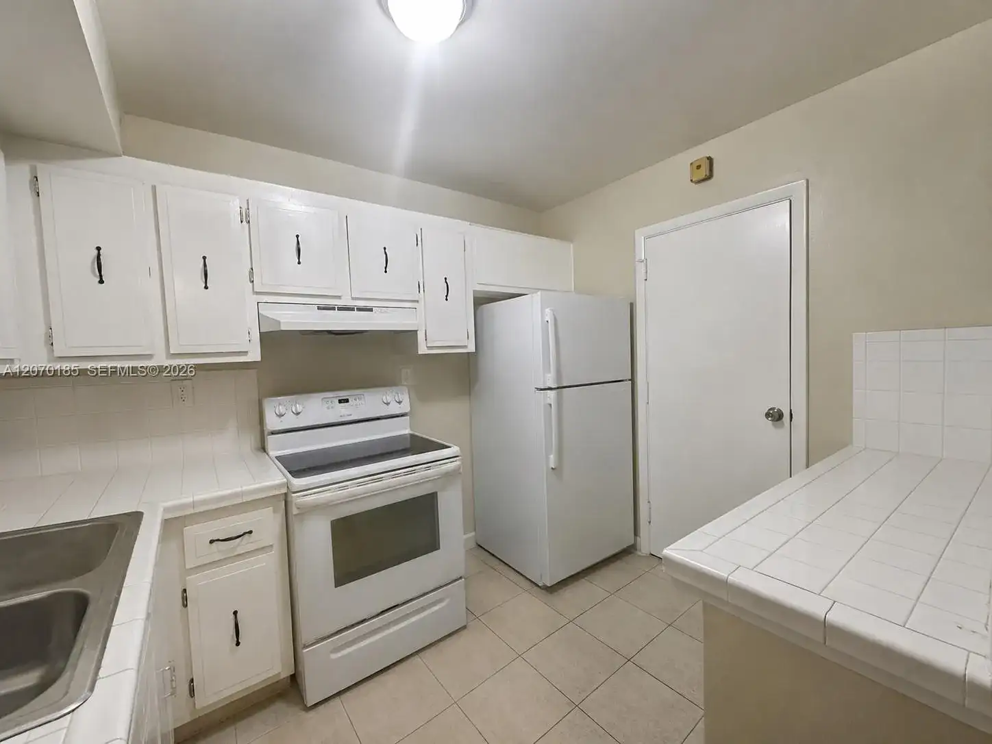 3700 NW 21st St # 206, Lauderdale Lakes FL 33311 photo 3