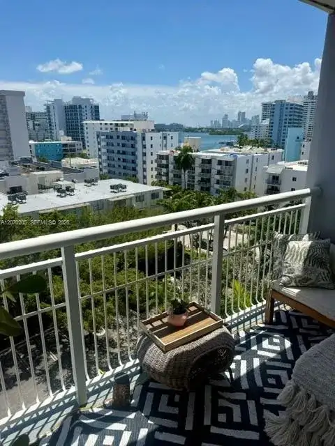 1688 West Ave # 906, Miami Beach FL 33139 photo 3