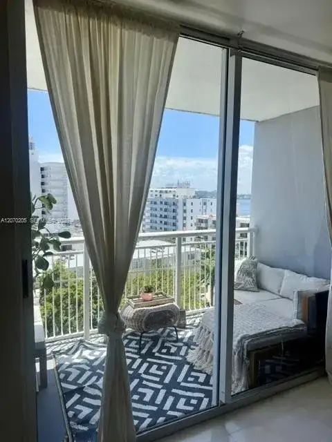 1688 West Ave # 906, Miami Beach FL 33139 photo 4