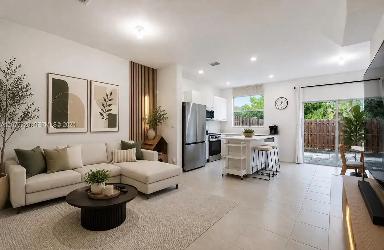 12218 NW 24th Pl, Miami FL 33167