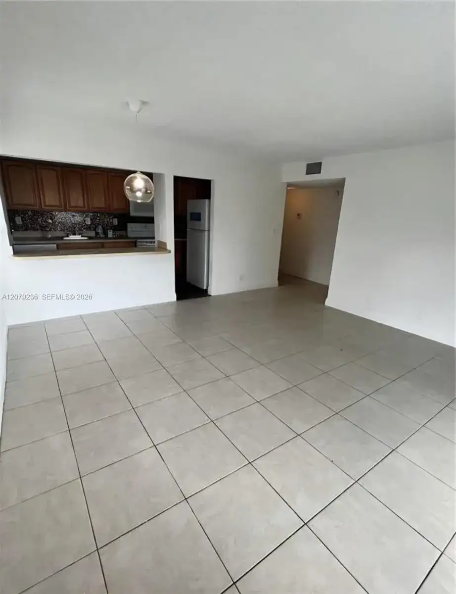 505 S Pine Island Rd # B207, Plantation FL 33324 photo 4