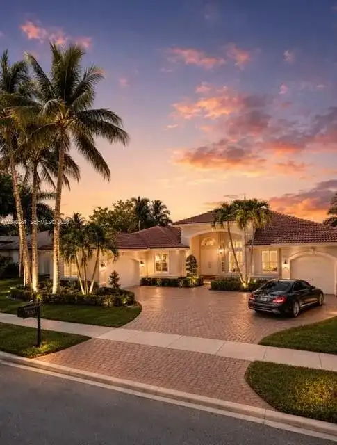 15317 SW 35th St, Davie FL 33331