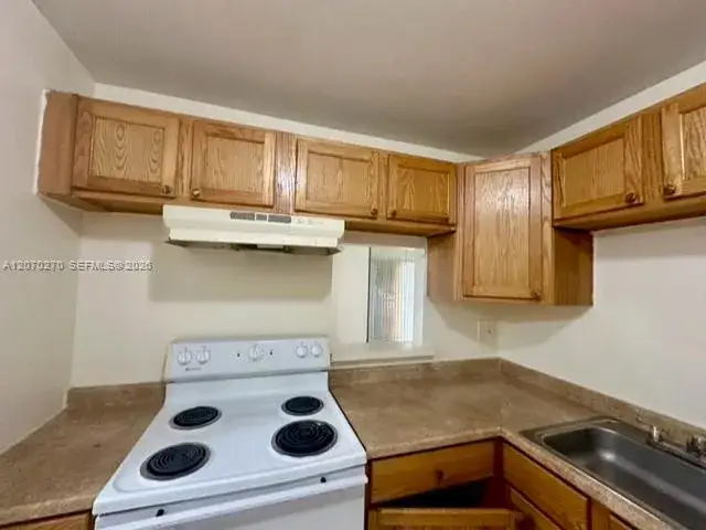 4334 NW 9TH AVE # 1F, Deerfield Beach FL 33064