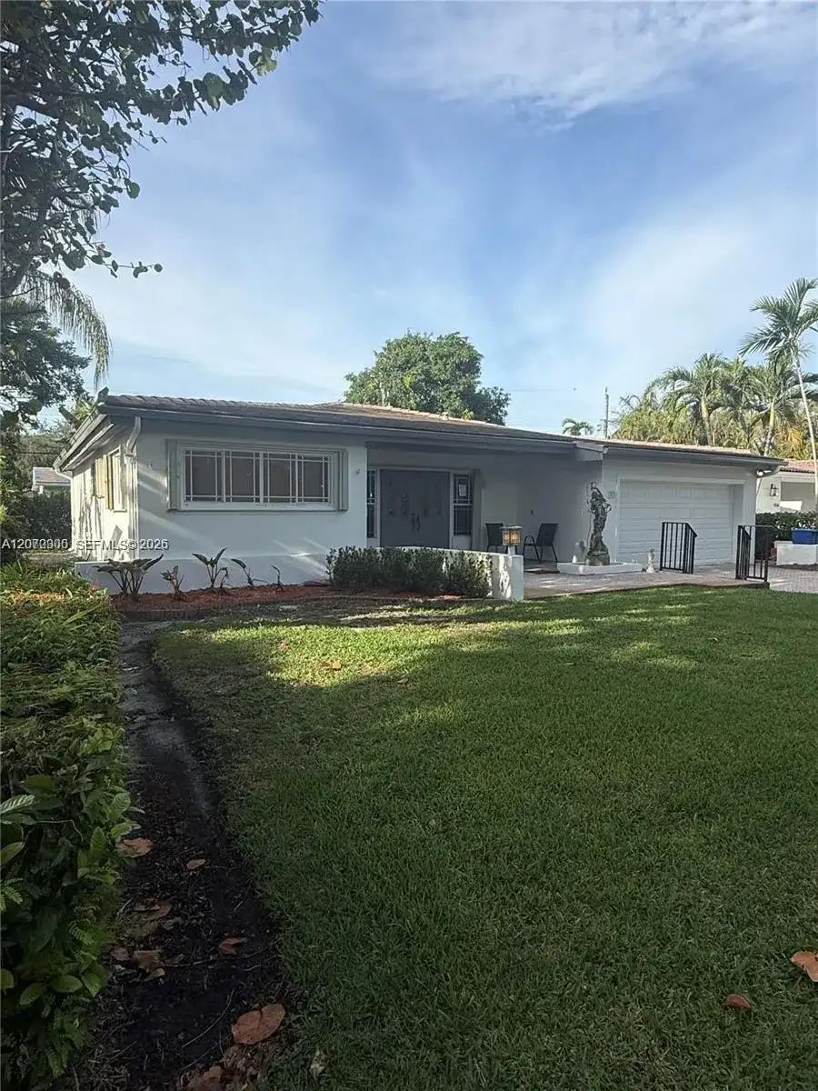 1532 Trillo Ave, Coral Gables FL 33146 photo 3