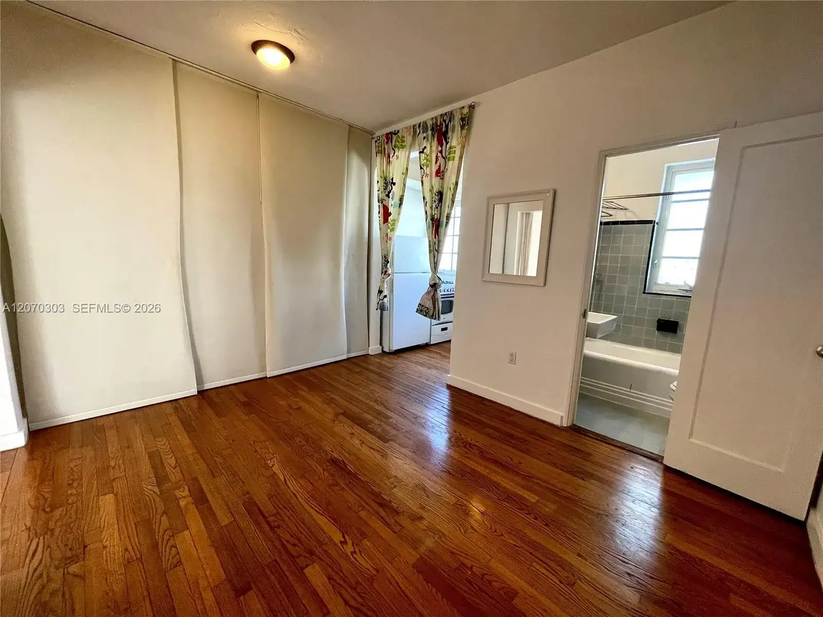 741 15th St # 12, Miami Beach FL 33139 photo 4